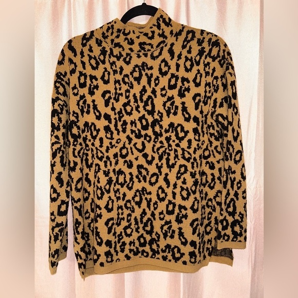 Women’s Philosophy Cheetah Sweater - Picture 1 of 4